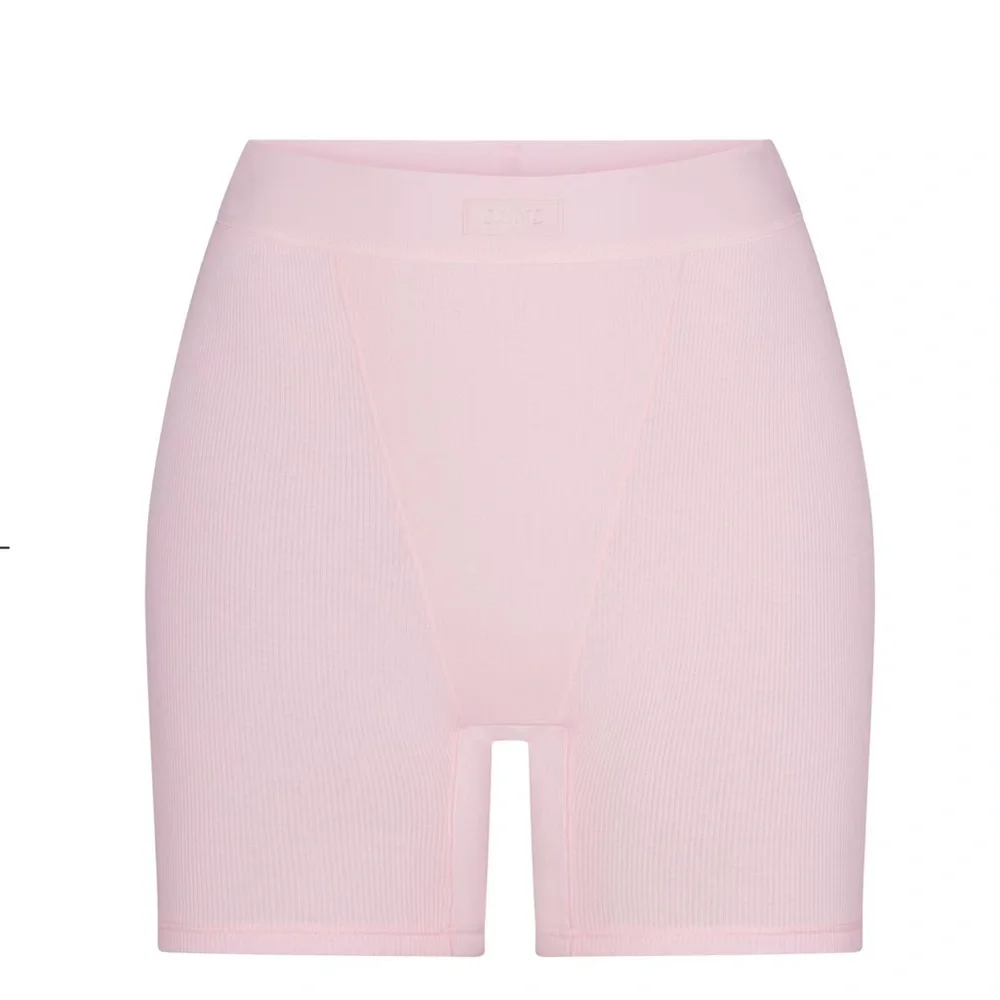 SKIMS Light Pink Ribbed Shorts - Picture 1 of 5